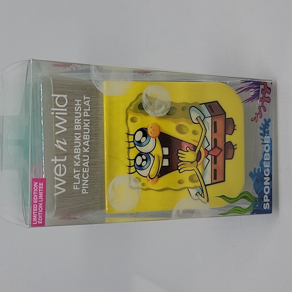 SpongeBob Wet n Wild Makeup Sponge Brush and Sponge Case 5 Piece Set - Picture 4 of 11